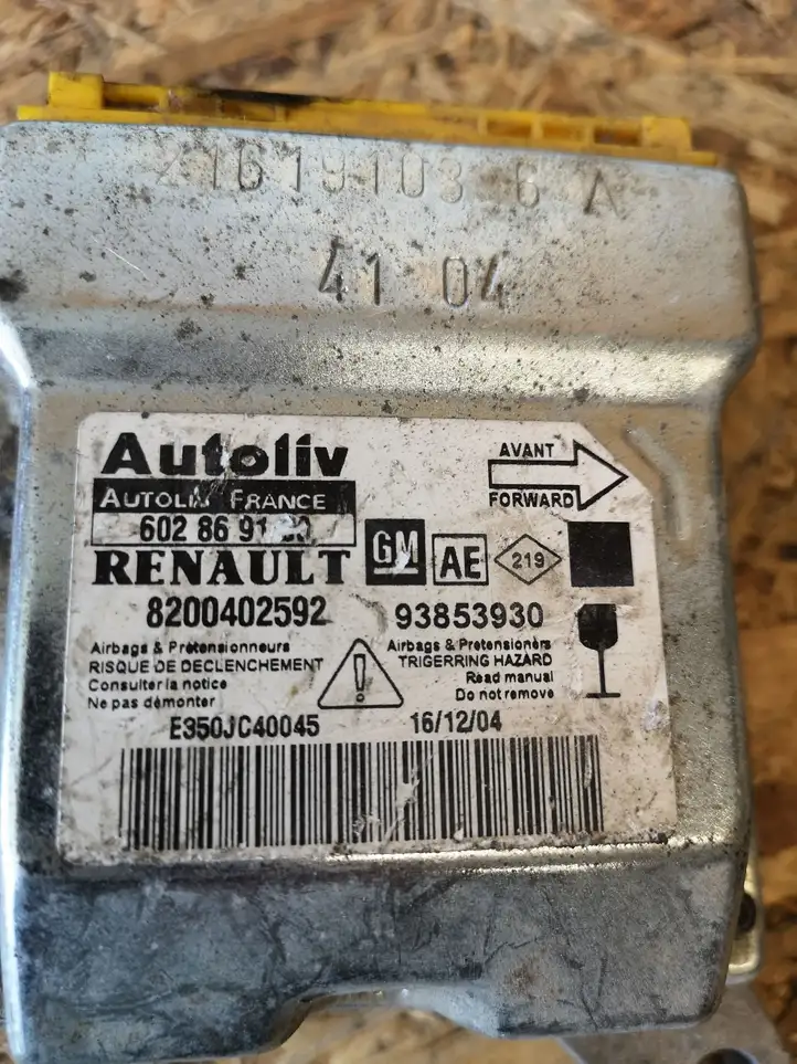 Renault Trafic II (X83) (2002 - 2014) 8200402592 Блок управления SRS — фото 4