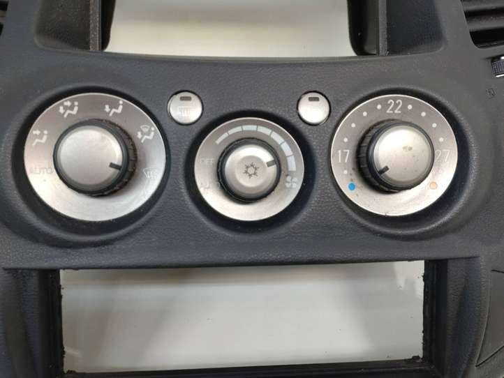 Mitsubishi Grandis (2003 - 2012)  7820A071 Блок управления кондиционера воздуха / климата/ печки (в салоне)