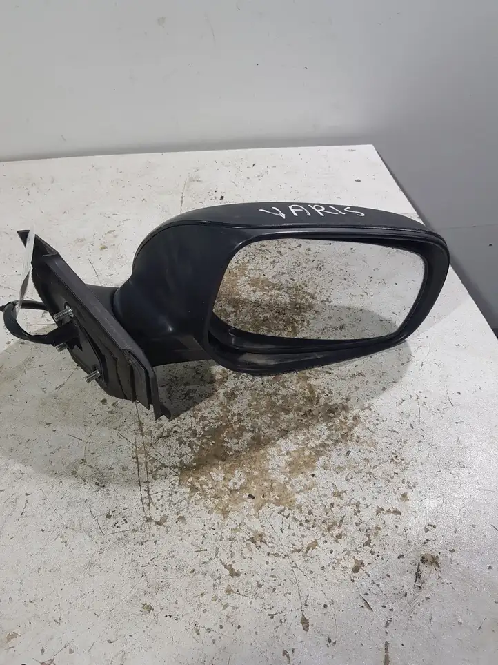 Toyota Yaris (2005 - 2009) Боковое зеркало с электроприводом — фото 1