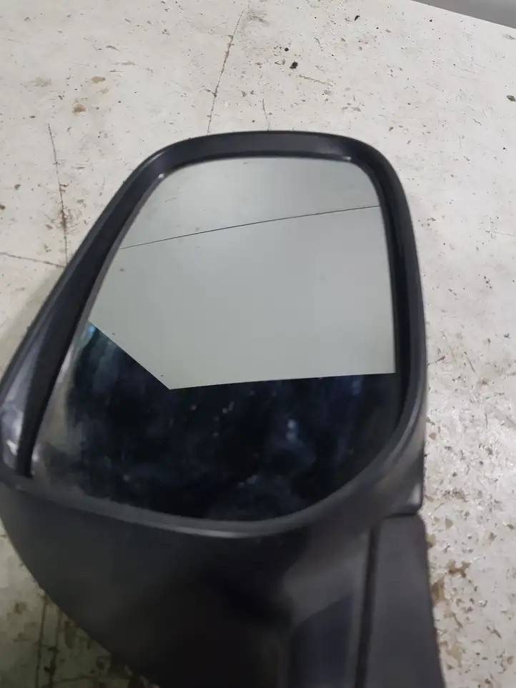 Toyota Yaris (2005 - 2009) Боковое зеркало с электроприводом — фото 4