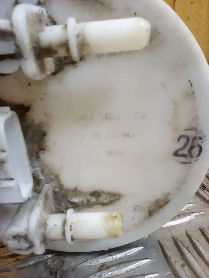 Nissan Almera (2000 - 2006) 0580313043 Топливный насос (в баке) — фото 2
