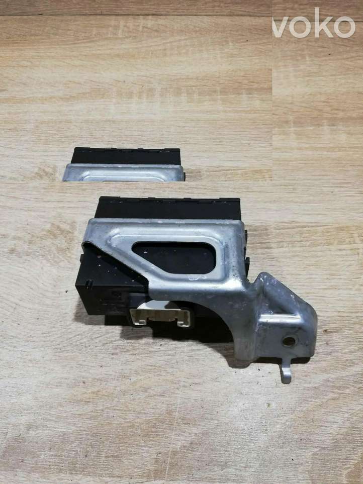 Citroen C1 (2006 - 2013)  897400H030D Блок управления дверью