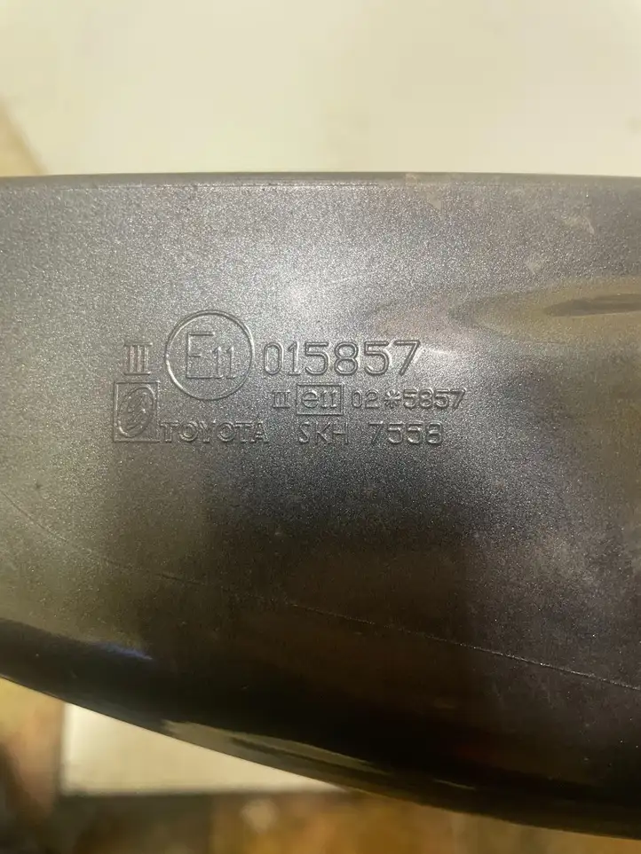 Toyota Corolla Verso AR10 (2004 - 2009) E11015857 Боковое зеркало с электроприводом — фото 3