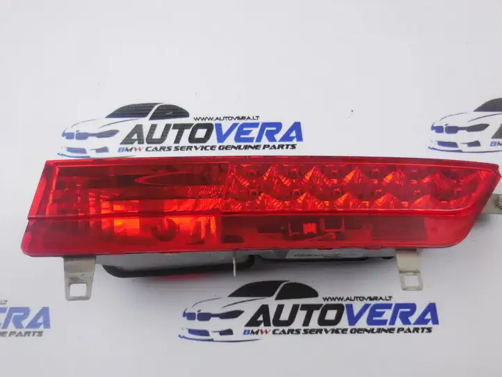 BMW 7 E65 E66 (2001 - 2008) 8379690 Задний фонарь в крышке багажника — фото 1