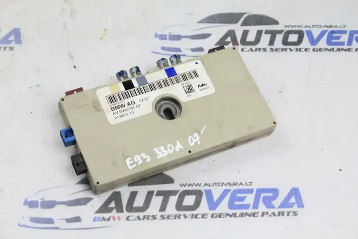 BMW 3 E92 E93 (2005 - 2014) 6950181 Усилитель антенны — фото 1