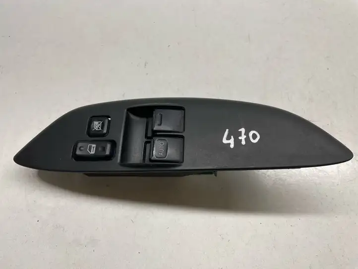 Toyota Yaris (1999 - 2003) Кнопка стеклоподъемников — фото 1