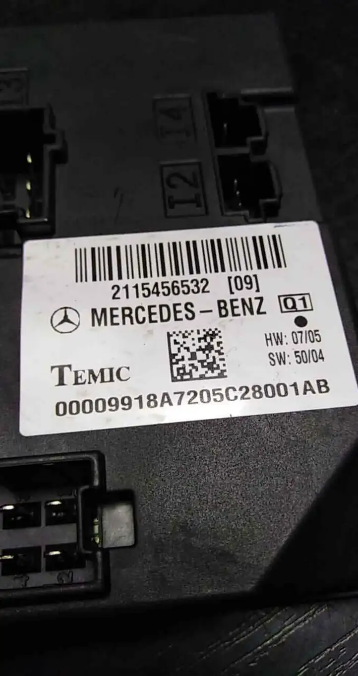Mercedes-Benz E W211 (2002 - 2009) 2115456532 Модуль комфорта — фото 3