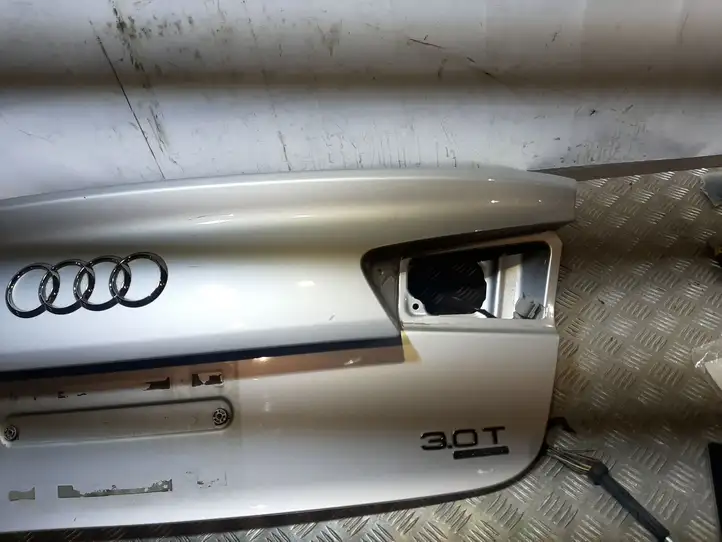 Audi A6 C7 (2011 - 2014) Крышка багажника — фото 5