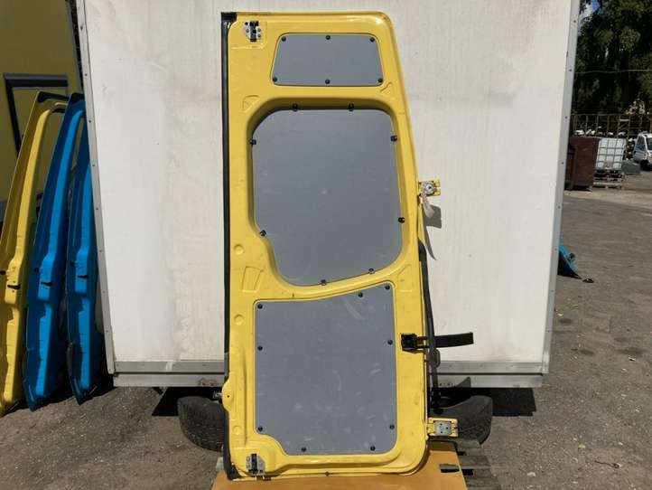 Mercedes-Benz Sprinter W906 (2006 - 2018)  2E1827091Q Боковые раздвижные двери