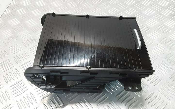 Land Rover Range Rover Evoque (2015 - 2018)  BJ32600D00CB Держатель чашки