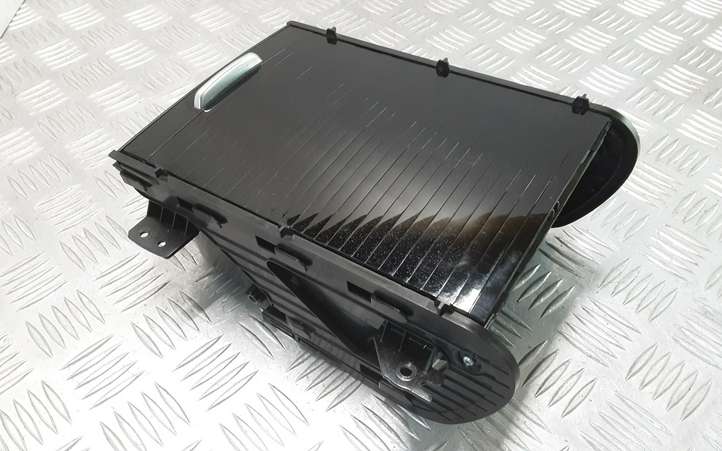 Land Rover Range Rover Evoque (2015 - 2018)  BJ32600D00CB Держатель чашки