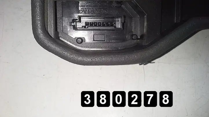 BMW 3 F30 F35 F31 (2012 - 2018) # 7202147 Замок ручки двери — фото 3
