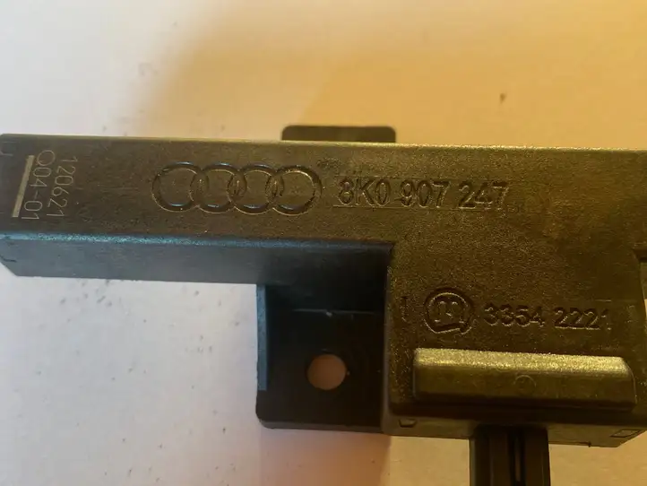 Audi A7 S7 4G (2010 - 2014) 8K0907247 Блок бесключевого доступа — фото 2