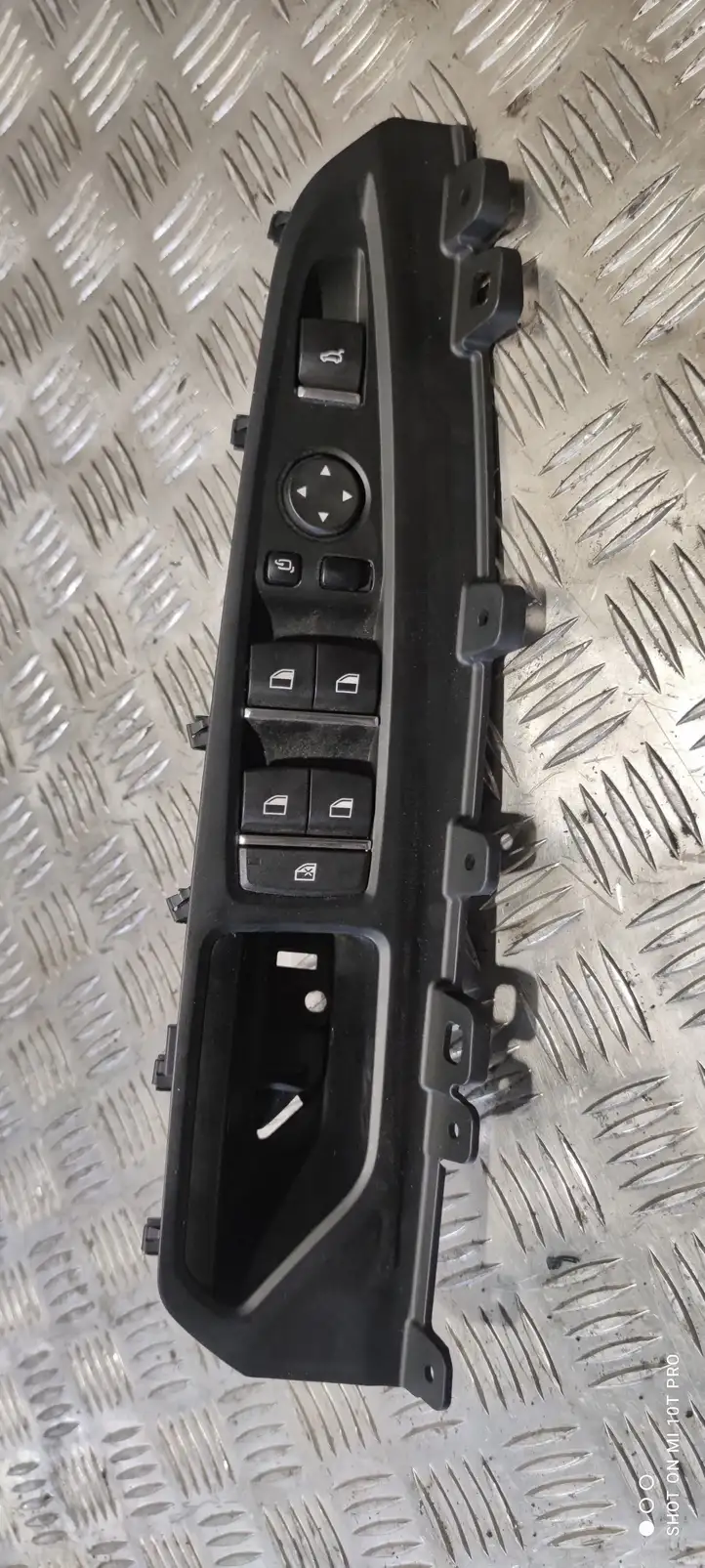 BMW X6 F16 (2014 - 2017) 92362116 Блок кнопок стеклоподъемников — фото 1