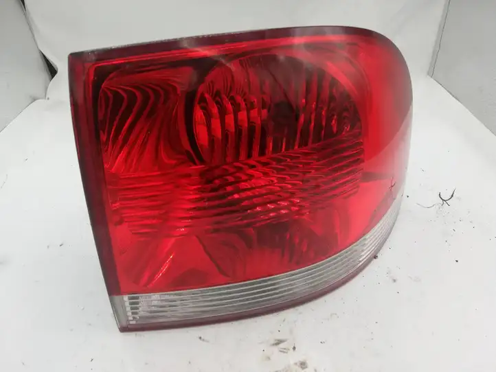 Volkswagen Touareg I (2002 - 2010) 7L6945096K Задний фонарь в кузове — фото 1