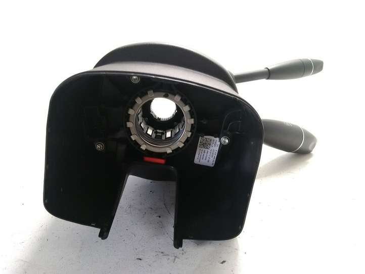 Mercedes-Benz C W204 (2007 - 2014)  A2044403202 Комплект ручек