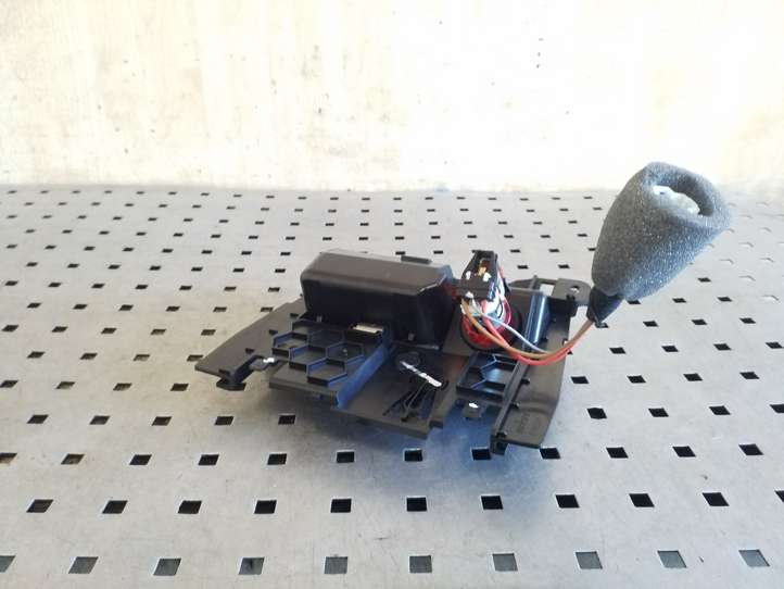 Audi Q5 (2008 - 2012)  8K0857951 Пепельница