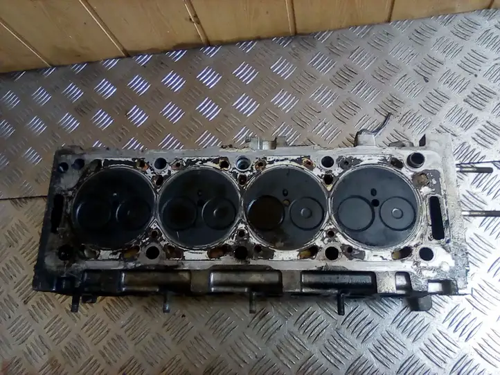 Peugeot 406 (1999 - 2006) 9634963010 Головка блока цилиндров — фото 3