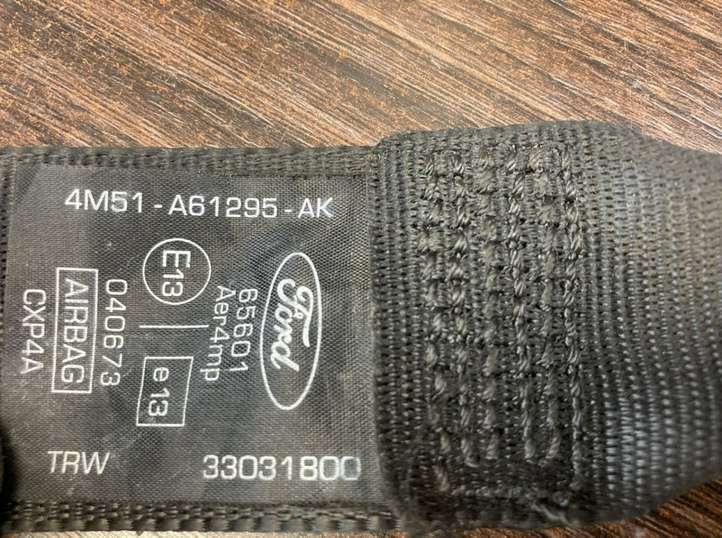 Ford Focus (2005 - 2008)  4M51A61295AK Передний ремень безопасности