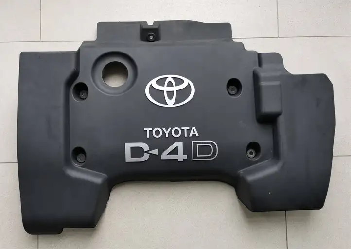 Toyota Corolla Verso AR10 (2004 - 2009) 126110G020 Крышка двигателя декоративная — фото 1