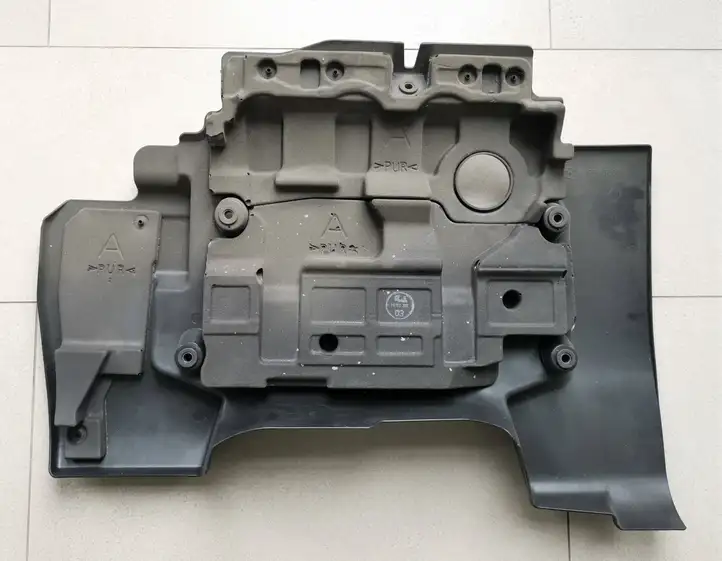 Toyota Corolla Verso AR10 (2004 - 2009) 126110G020 Крышка двигателя декоративная — фото 2
