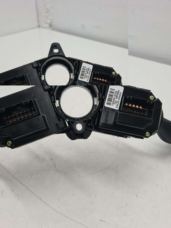 Hyundai Santa Fe (2012 - 2015)  934102W630 Комплект ручек