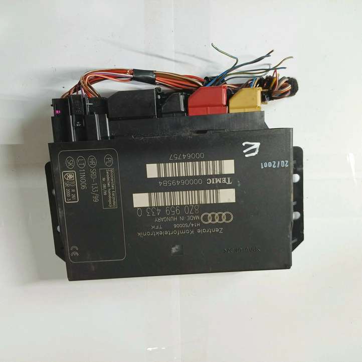 Audi A2 (1999 - 2007)  8Z0959433Q Mодуль kомфортa