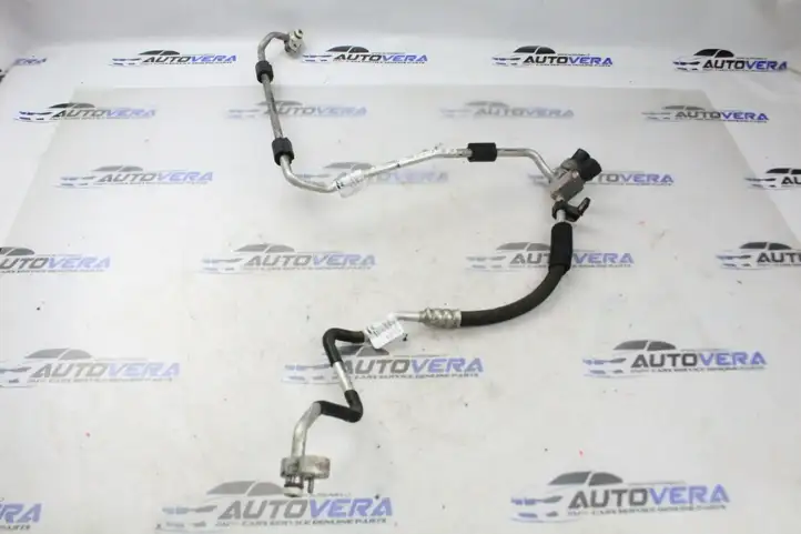 BMW 3 F30 F35 F31 (2012 - 2018) 9232463 Трубки и шланги кондиционера — фото 1