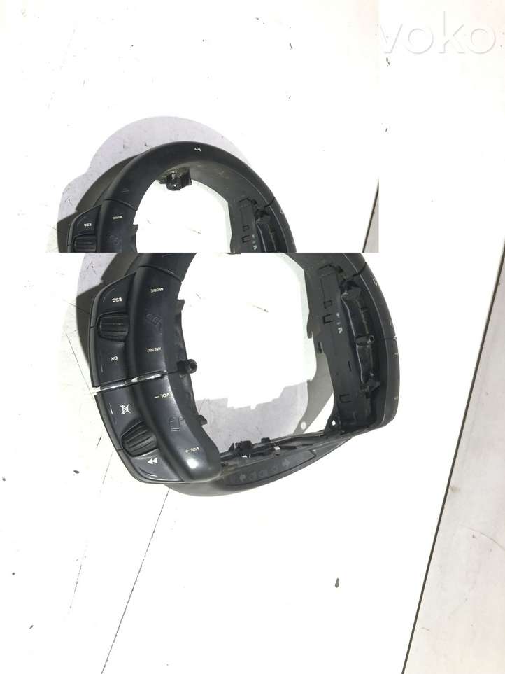 Citroen C4 Picasso (2006 - 2013)  96624941ZD Кнопки рулевого колеса