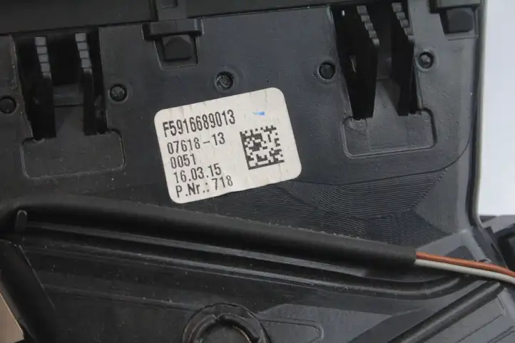 BMW M5 F10 (2011 - 2013) 9166889 Боковой воздушный дефлектор — фото 2