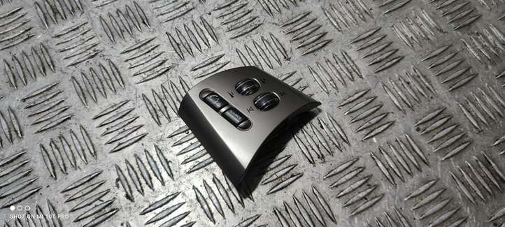 Jaguar XF X250 (2007 - 2015)  8X2314K147AA Кнопки рулевого колеса