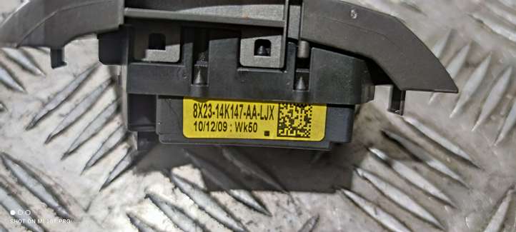Jaguar XF X250 (2007 - 2015)  8X2314K147AA Кнопки рулевого колеса
