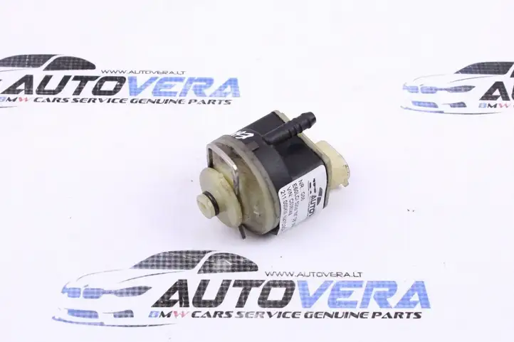BMW 5 E60 E61 (2004 - 2010) 8572523 Подогреватель топливного фильтра — фото 1