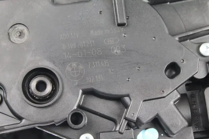 BMW 5 F10 F11 (2009 - 2016) 0390201231 Двигатель стеклоочистителя заднего стекла — фото 2