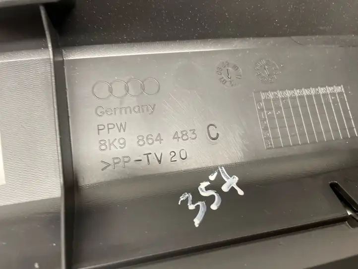 Audi A4 S4 B8 8K (2007 - 2011) Отделка порога багажника — фото 2