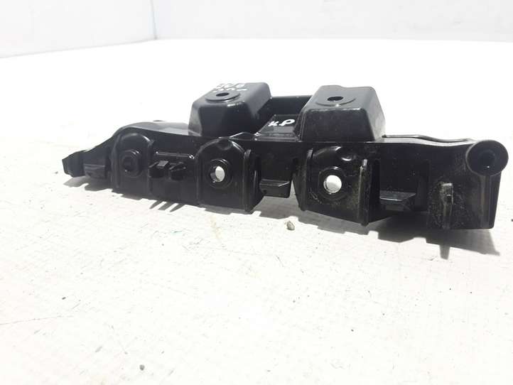 Dacia Jogger (2022 - )  622238774R Передний держатель бампера