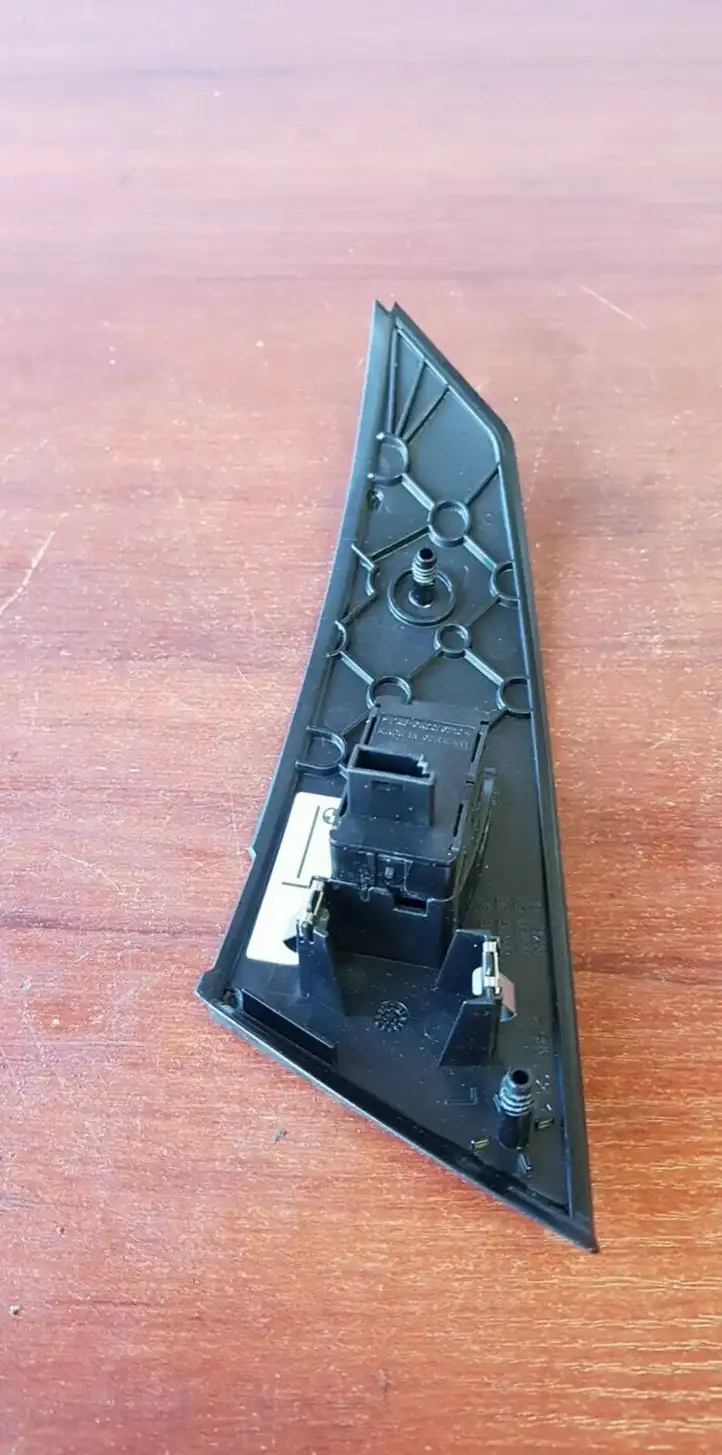 BMW 5 E60 E61 (2004 - 2010) 6940325 Кнопка стеклоподъемников — фото 2
