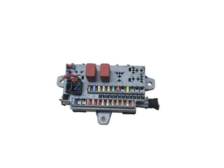 Fiat Ducato (2002 - 2006)  133205208 Блок предохранителей