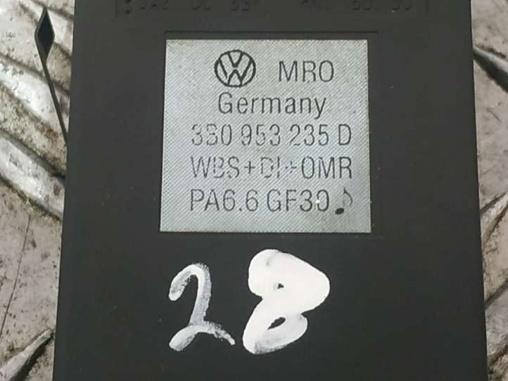Volkswagen PASSAT B5.5 (2001 - 2005)  3B0953235D Включатель аварийных фонарей