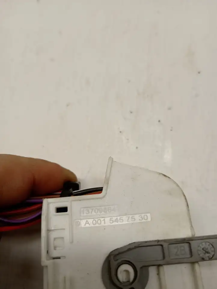 Mercedes-Benz C AMG W205 (2014 - ) A0015457530 Прочая электропроводка — фото 3