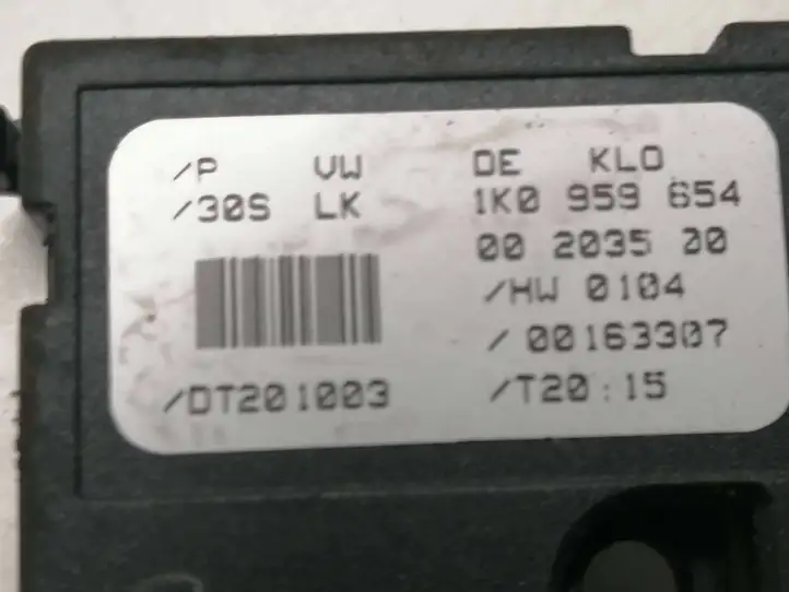 Audi A3/S3 8P (2004 - 2008) 1K0959654 Датчик угла поворота руля — фото 1