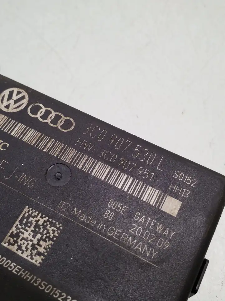 Volkswagen PASSAT B6 (2005 - 2010) 3C0907530L Модуль Gateway — фото 3