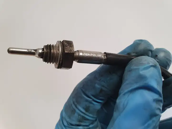 BMW 3 E90 E91 (2005 - 2012)  8507628 Датчик температуры выхлопного газа