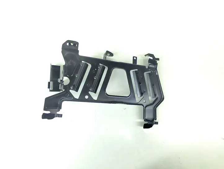 BMW 3 F30 F35 F31 (2012 - 2018) 9313776 Кронштейн усилителя звука — фото 2
