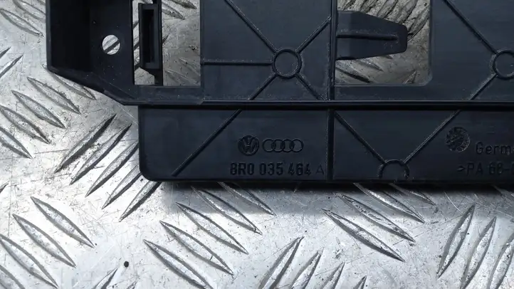 Audi Q5 SQ5 (2012 - 2017) 8R0035464A Кронштейн усилителя звука — фото 2