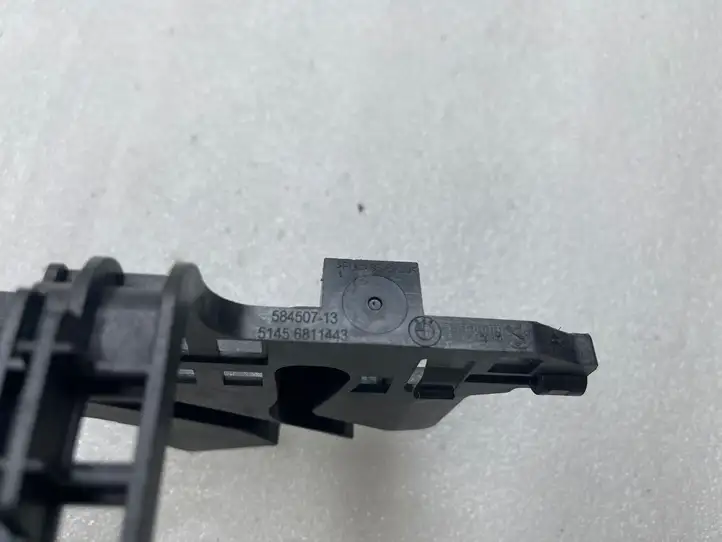BMW i4 (2021 - ) 58450713 Кронштейн усилителя звука — фото 4