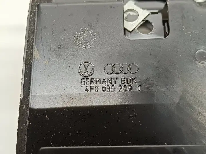 Audi A6 S6 C6 4F (2004 - 2008) 4F0035209C Кронштейн усилителя звука — фото 3