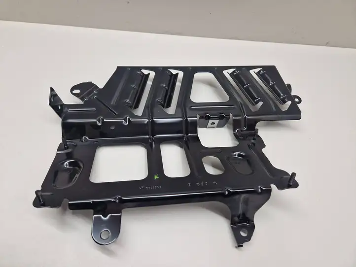 BMW X3 F25 (2010 - 2017)  9188582 Держатель / кронштейн усилителя звука