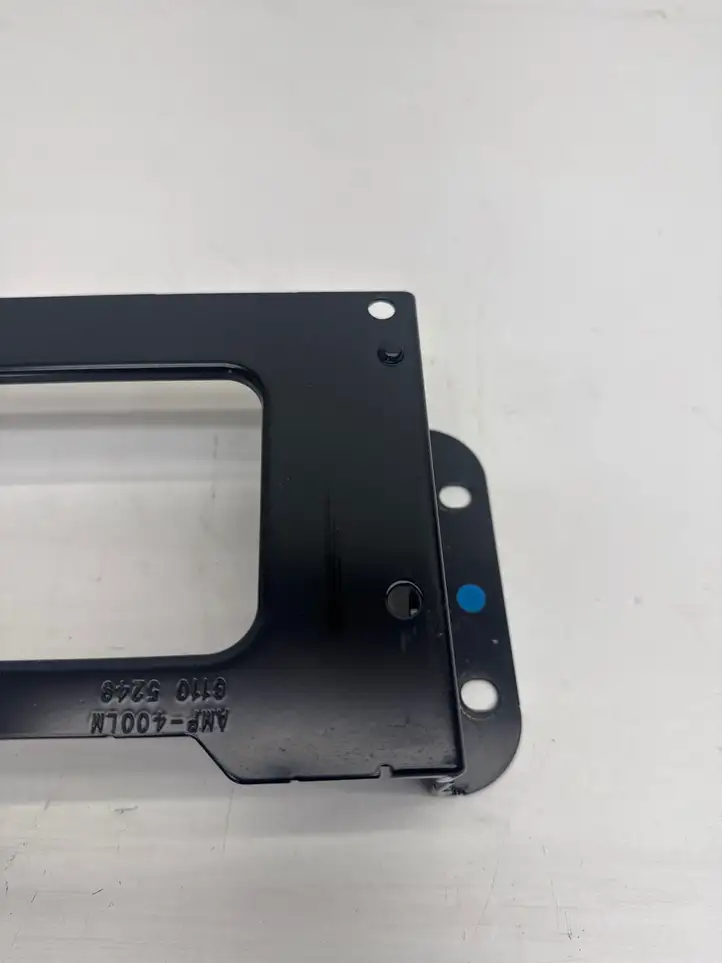 Hyundai ix35 (2013 - 2019) AMP400LM Кронштейн усилителя звука — фото 6