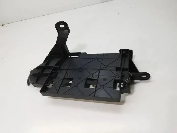 Audi Q5 SQ5 (2008 - 2012) 8R0035464 Кронштейн усилителя звука — фото 1